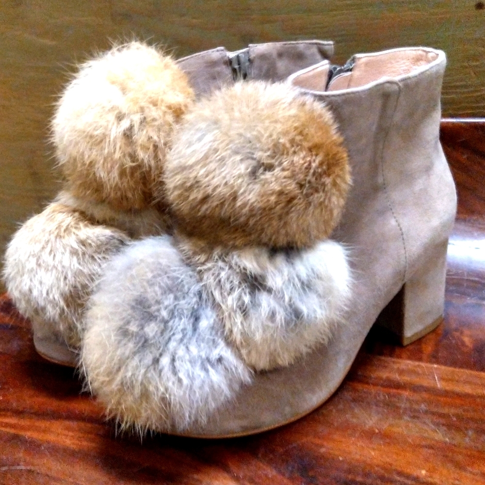 Fur heeled boots